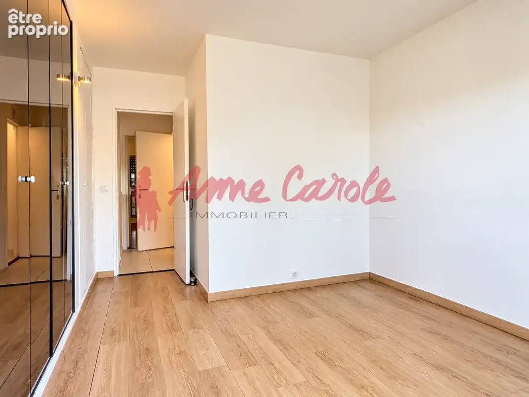 Appartement 3 pieces 65 m2 residence standing - photo 7