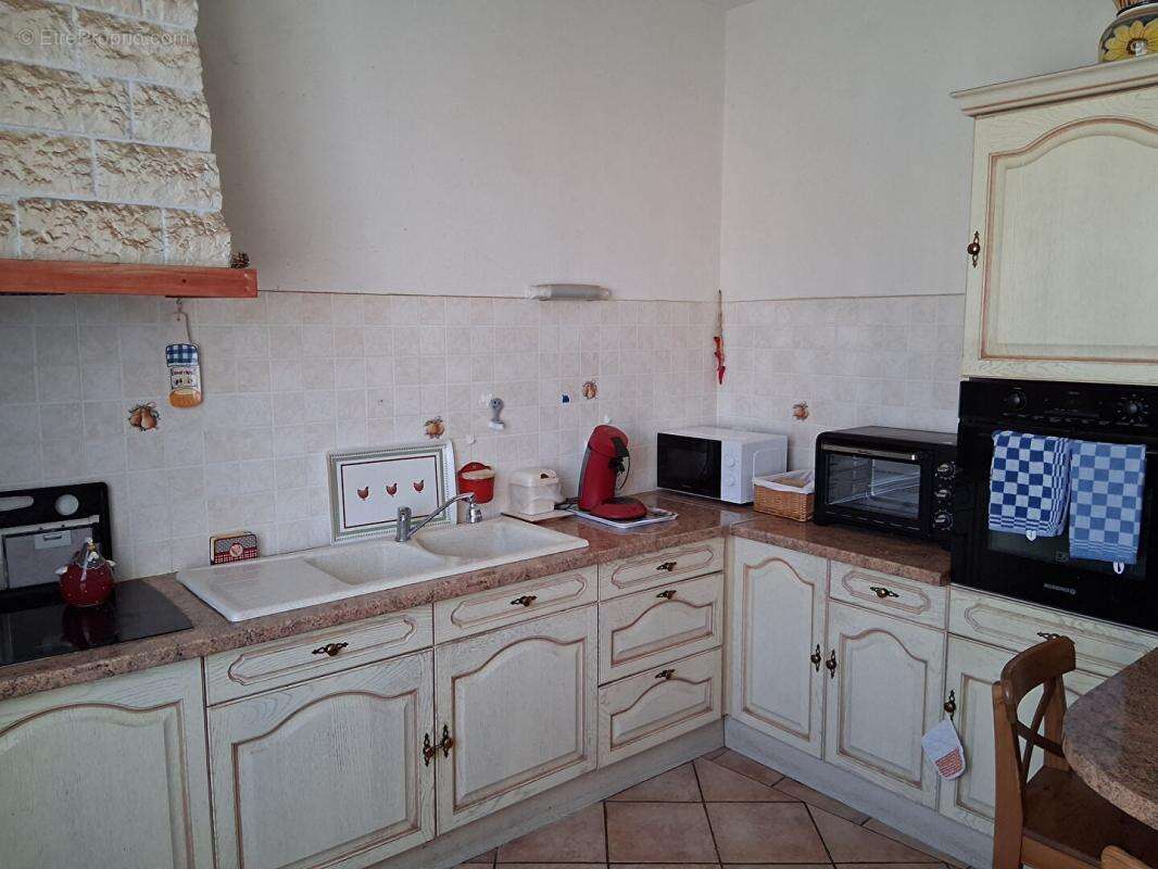 Maison à CHEVANCEAUX