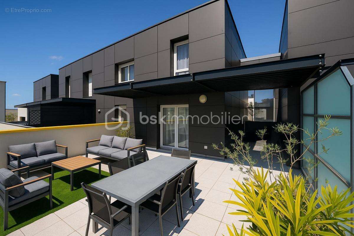 Toulouse – T4 Duplex 85 m²  CLIM – DPE B - Dernier Étage – Terrasse – Ascenseur – Garage - photo 2
