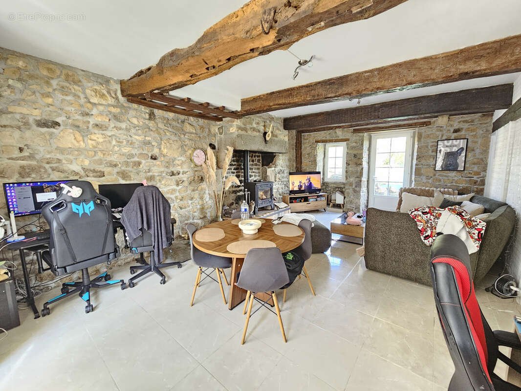 Maison à LA FERRIERE-AUX-ETANGS