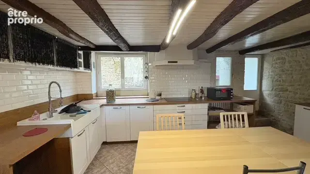 EXCLUSIF - NIORT maison T5 avec garage et jardin. - photo 11