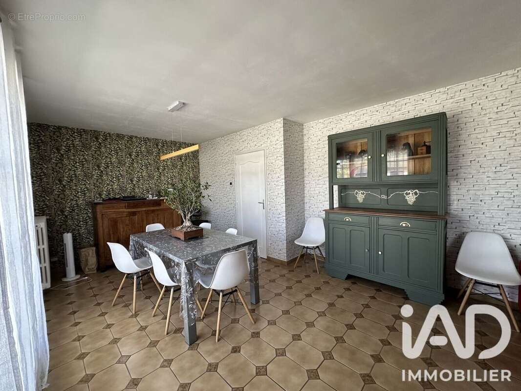 Maison 128 m² à Saint-Florent-Sur-Cher  - photo 5