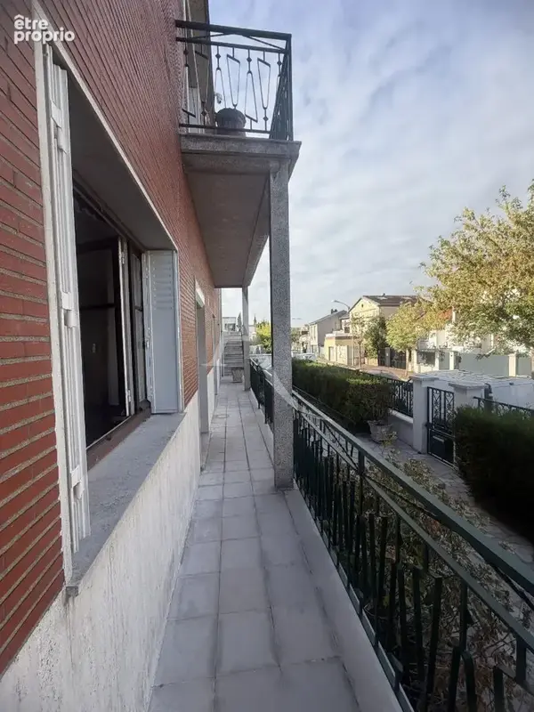 Maison Familiale La Courneuve 5 pièce(s) 150.15 m2 - photo 6