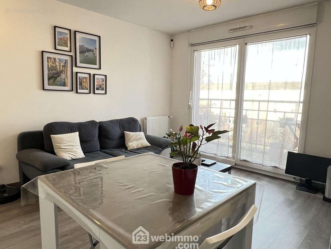 Appartement à VITRY-SUR-SEINE