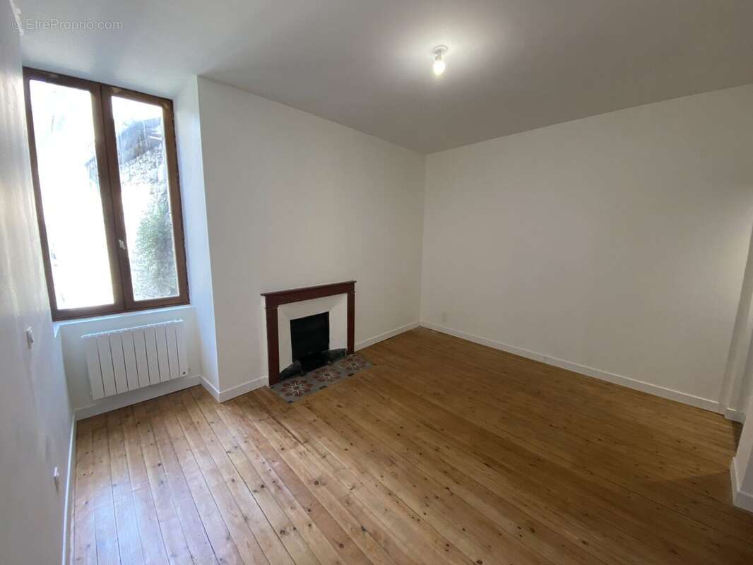 Appartement à AUBENAS