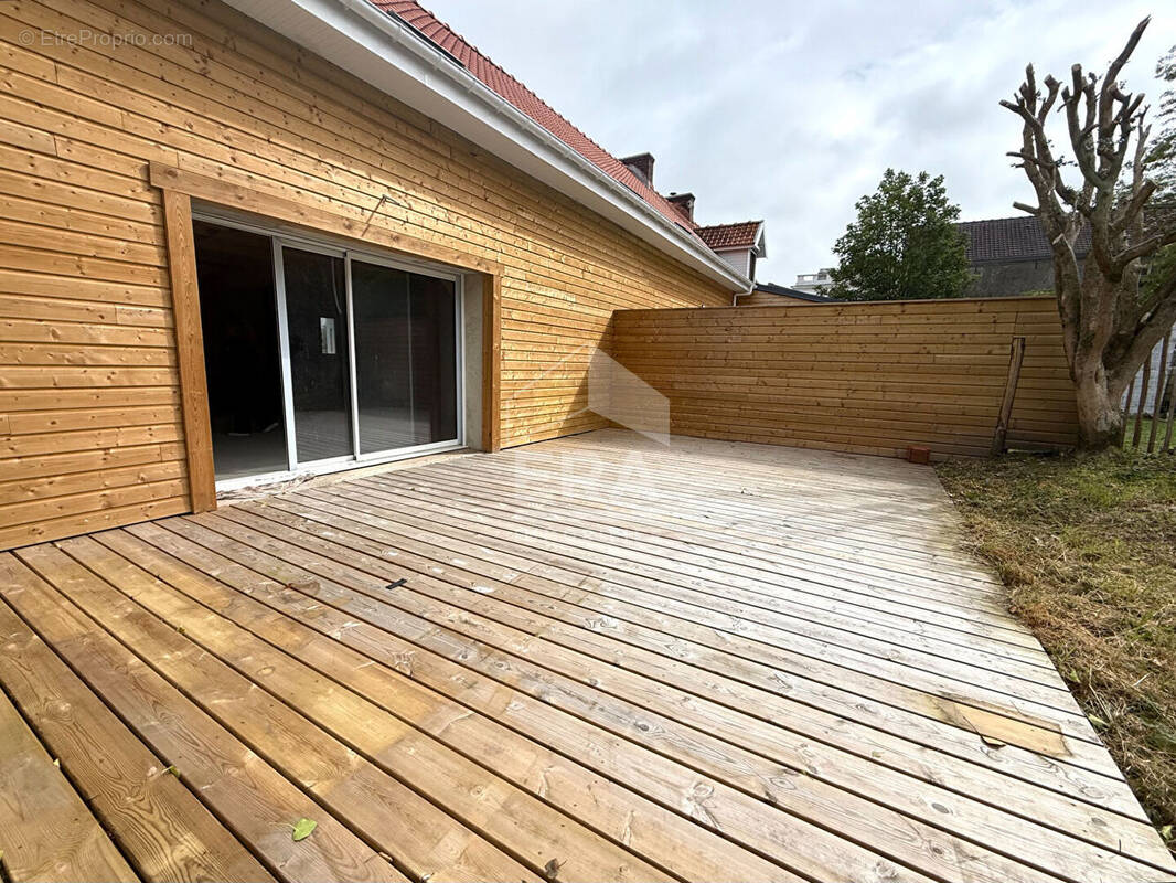 Maison à CAMIERS