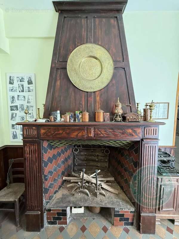 Maison de maître avec dépendance et terrain - photo 16