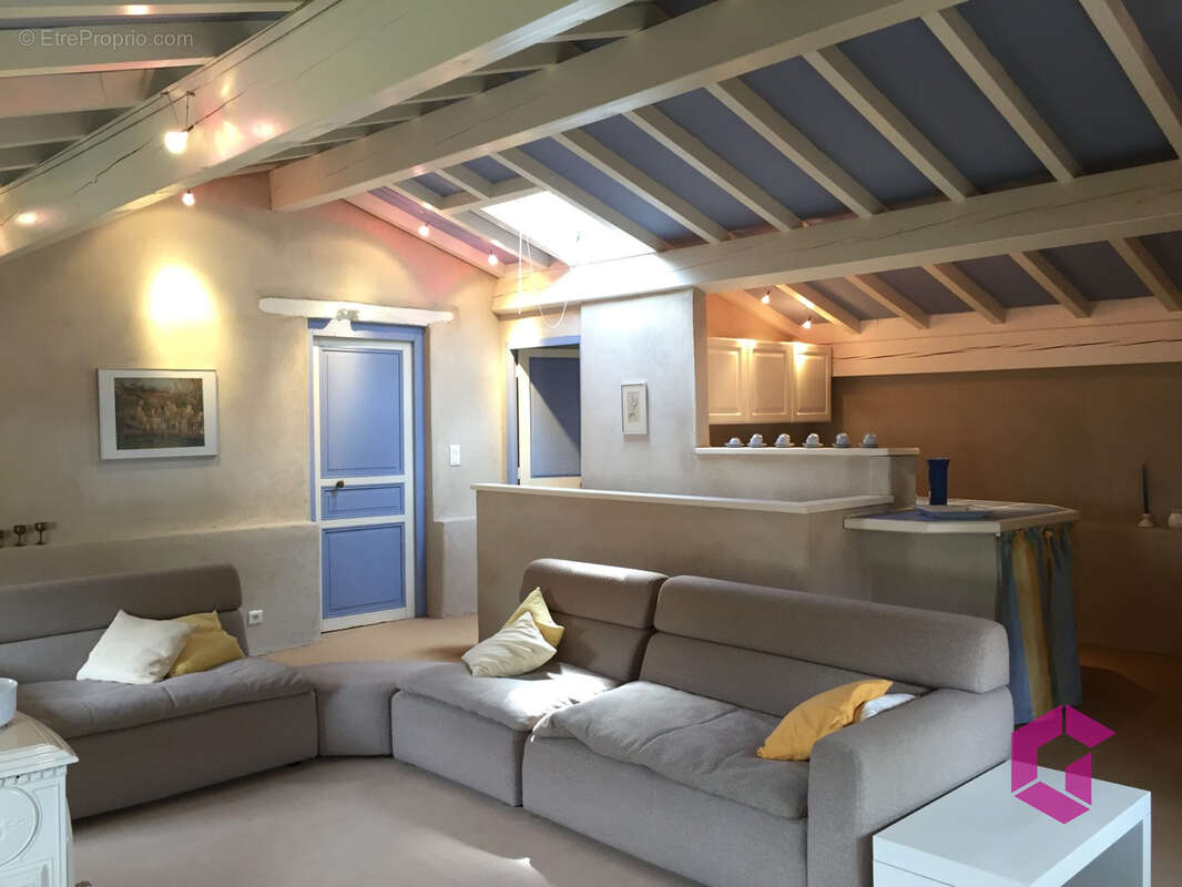 Maison 306 m² à Vollore-Ville  - photo 17