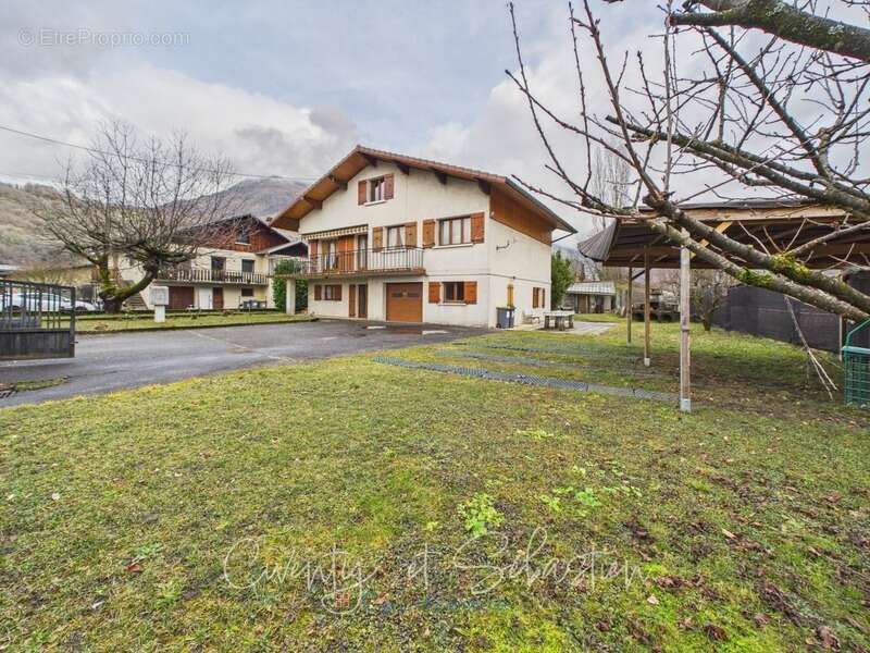 Maison à ALBERTVILLE