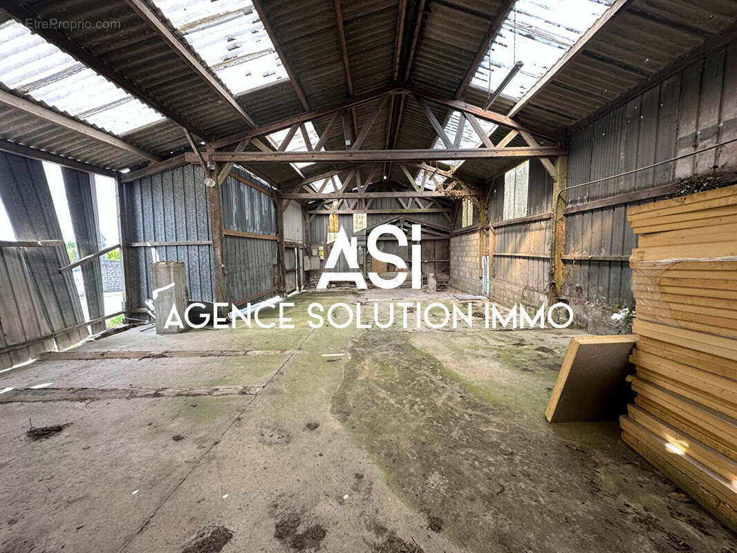 Commerce à CHATILLON-EN-VENDELAIS