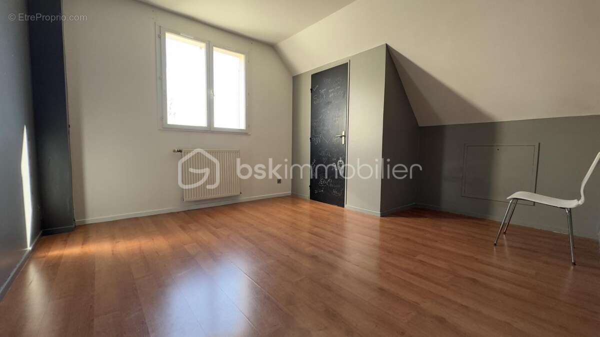 Maison à SAINT-GERMAIN-LES-CORBEIL