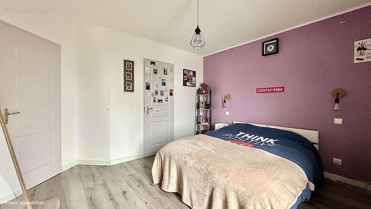 Maison 231 m² à Etaux  - photo 7