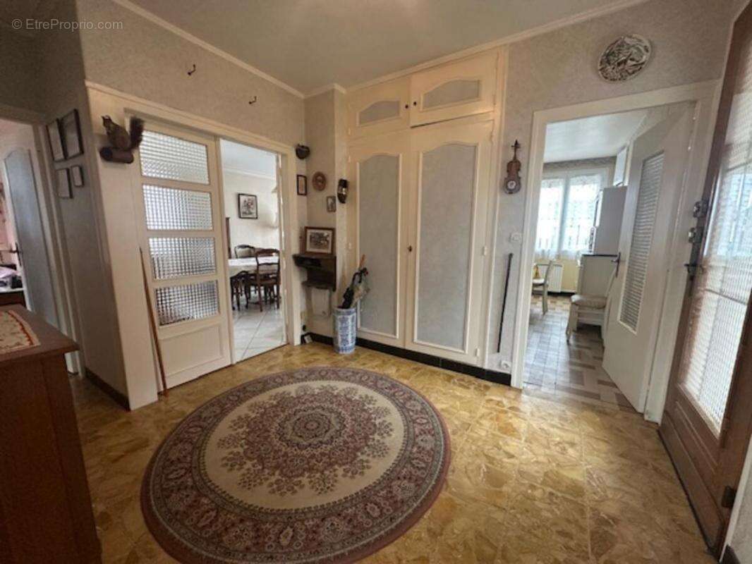 Maison 75 m² à Voves  - photo 8