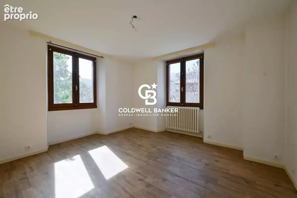 Sallanches - Maison individuelle 4 chambres, 120m² proche centre ville - photo 5