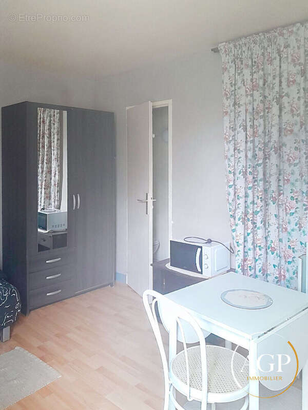 Studio Chalette Sur Loing 16.5 m2 - photo 2