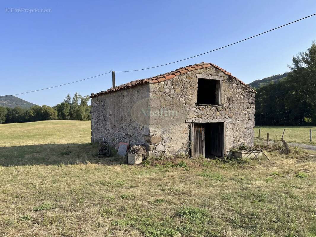 Maison à AVEUX