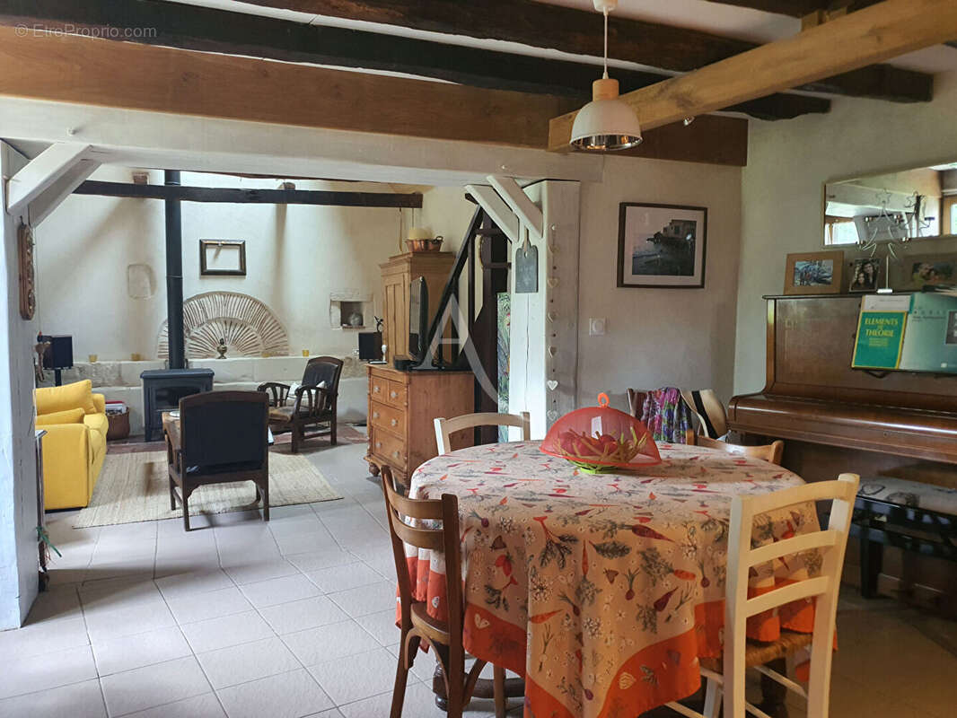 Maison à LA VERNELLE