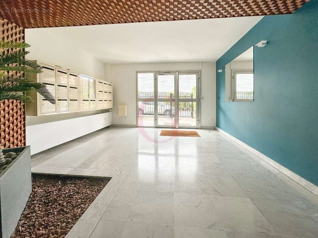 Appartement à BOURG-LA-REINE