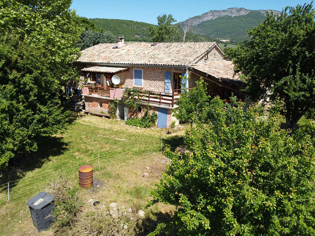 Maison à SALIGNAC