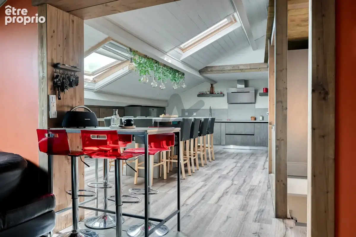 Photo Appartement à Saint-Genis-Laval au prix de 335 000€