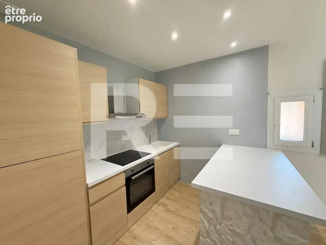 Maison de ville rénovée - photo 8