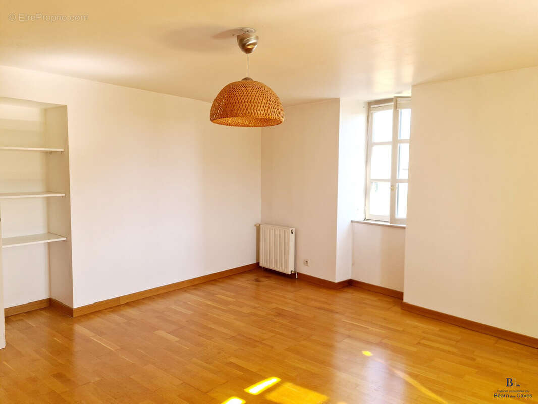 Appartement à SALIES-DE-BEARN