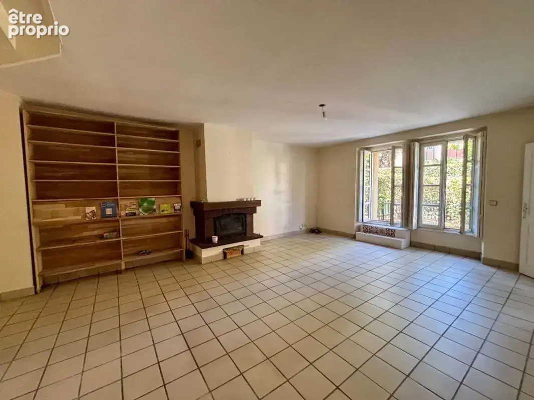 Maison 6 pièces 127 m² · à Saint-Germain-en-Laye · 127 m² · 725 000 €