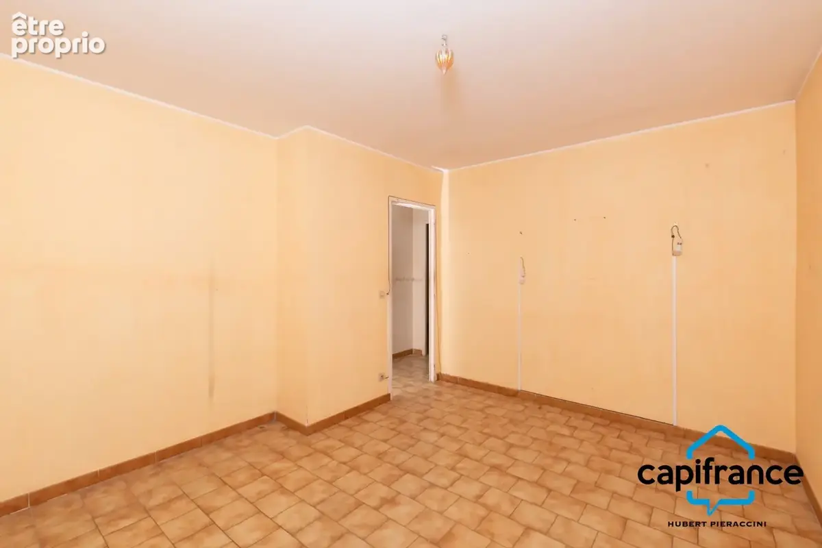 83. Sollies Toucas, maison de 108 m2 sur une parcelle de 338 m2, calme, 4 ch - photo 15