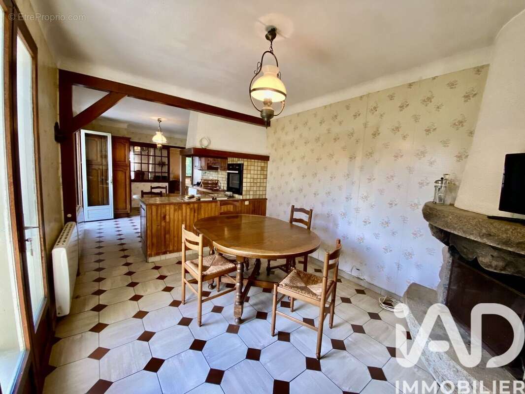 Photo 7 - Maison à GUILLAC
