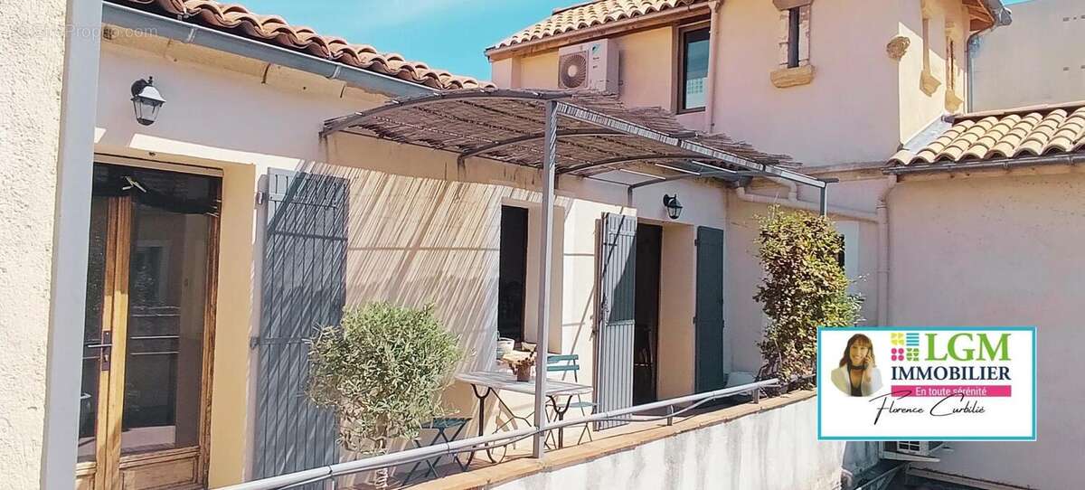 Appartement exceptionnel 5 pièces dans une copropriété de 2 lots sans charges + cave - photo 3