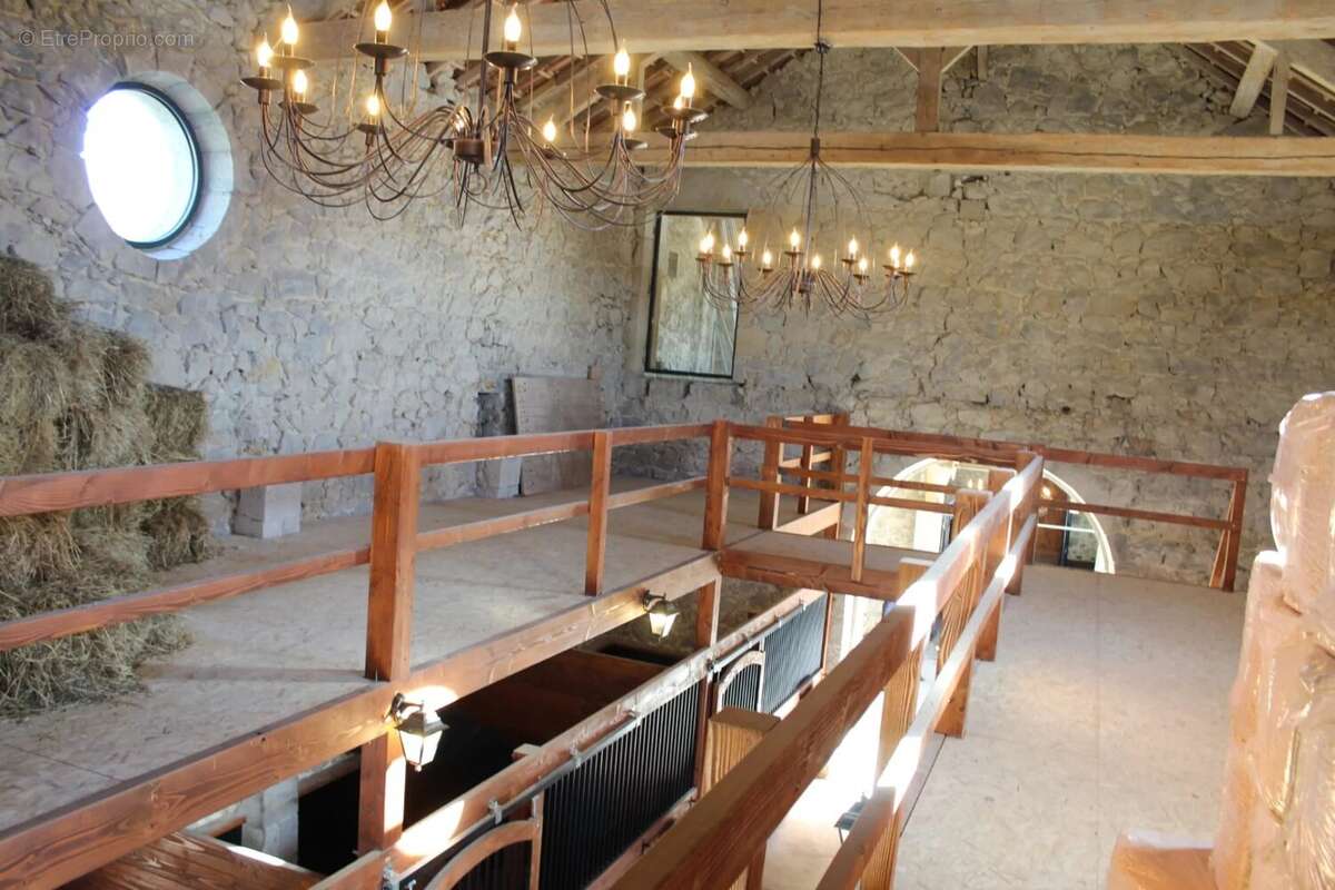 Maison à SAINT-VINCENT-DE-LAMONTJOIE