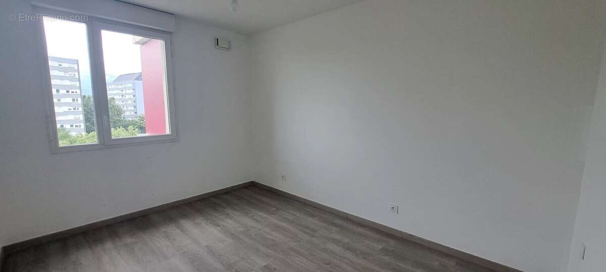 Appartement à ECHIROLLES