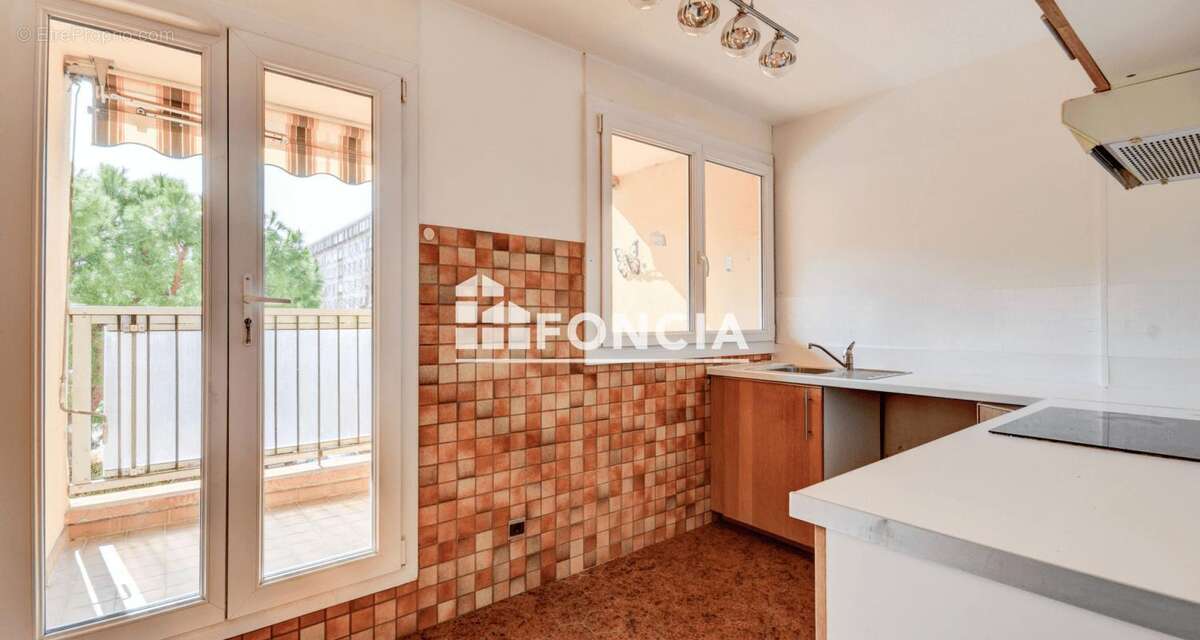 Appartement à MARSEILLE-10E