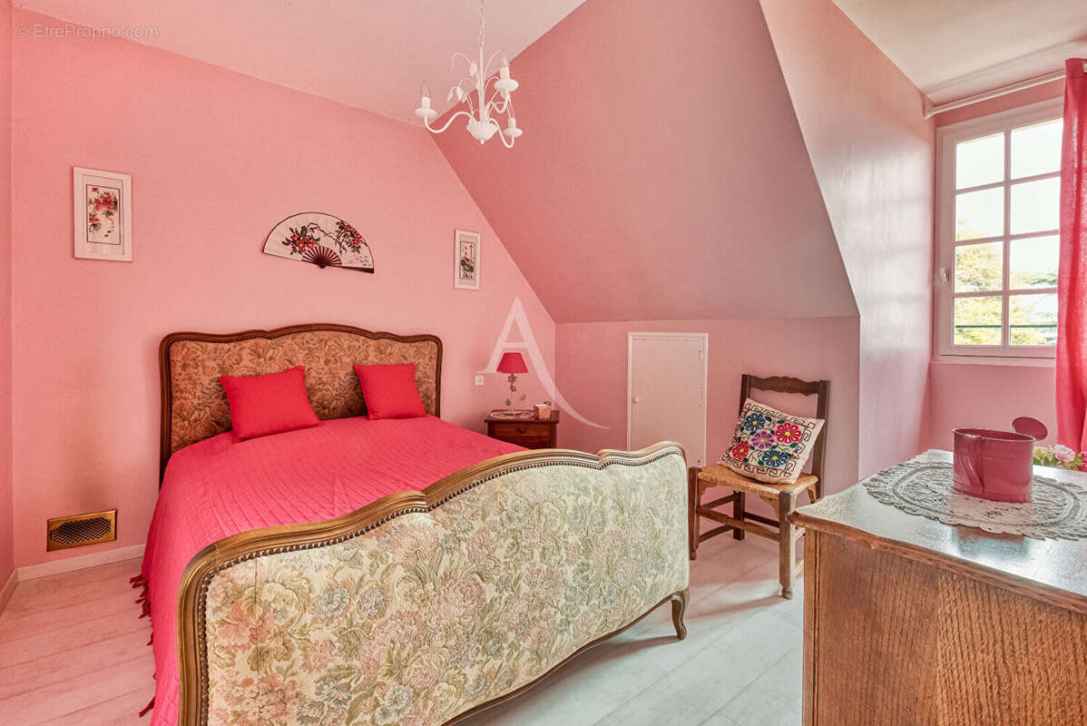 Maison à BLAISON-GOHIER