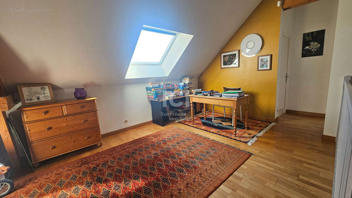 Maison à SAINTE-LUCE-SUR-LOIRE