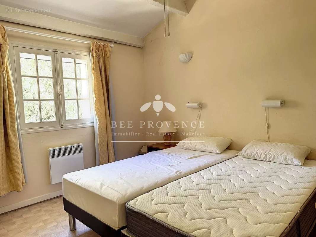 Maison à MONTAUROUX