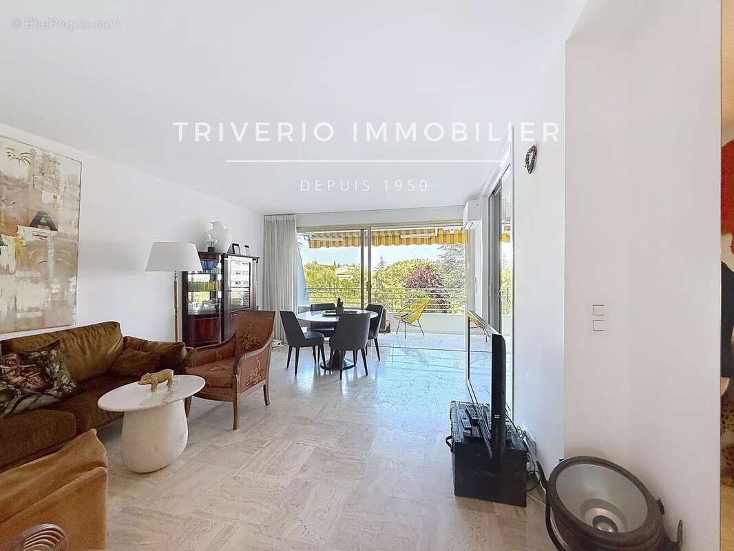 Appartement à CANNES