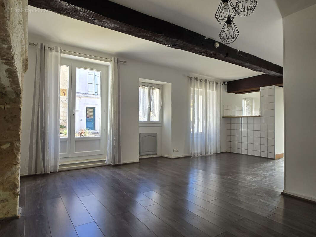 Maison à VILLAMBLARD