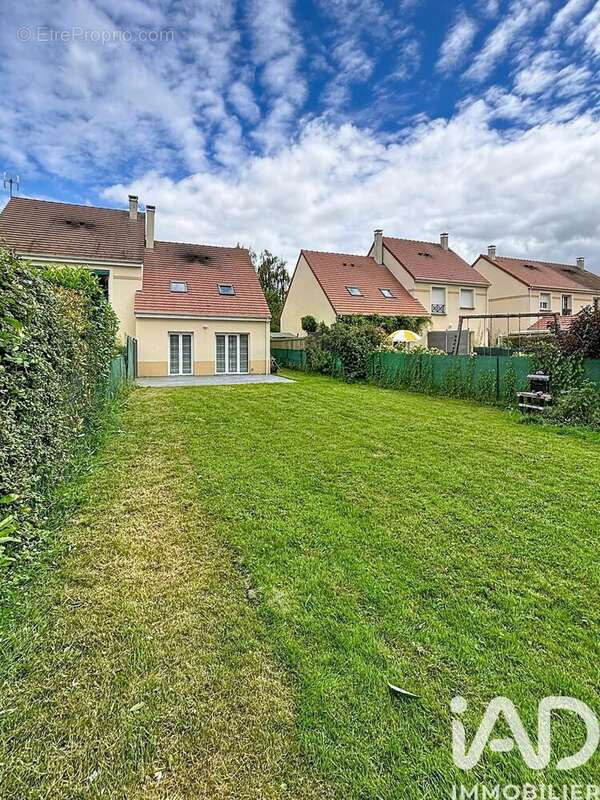 Photo 9 - Maison à BOISSY-SOUS-SAINT-YON