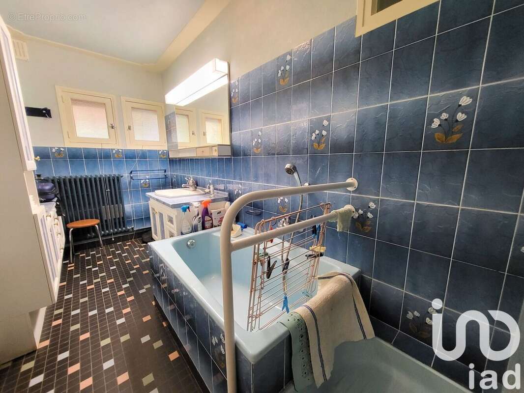 Photo 5 - Maison à SAINT-GEORGES-DE-POISIEUX