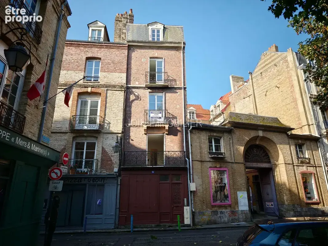 Dieppe - Studio de standing 18 m² refait à neuf - Vue imprenable sur l'Église Saint-Jacques - photo 12
