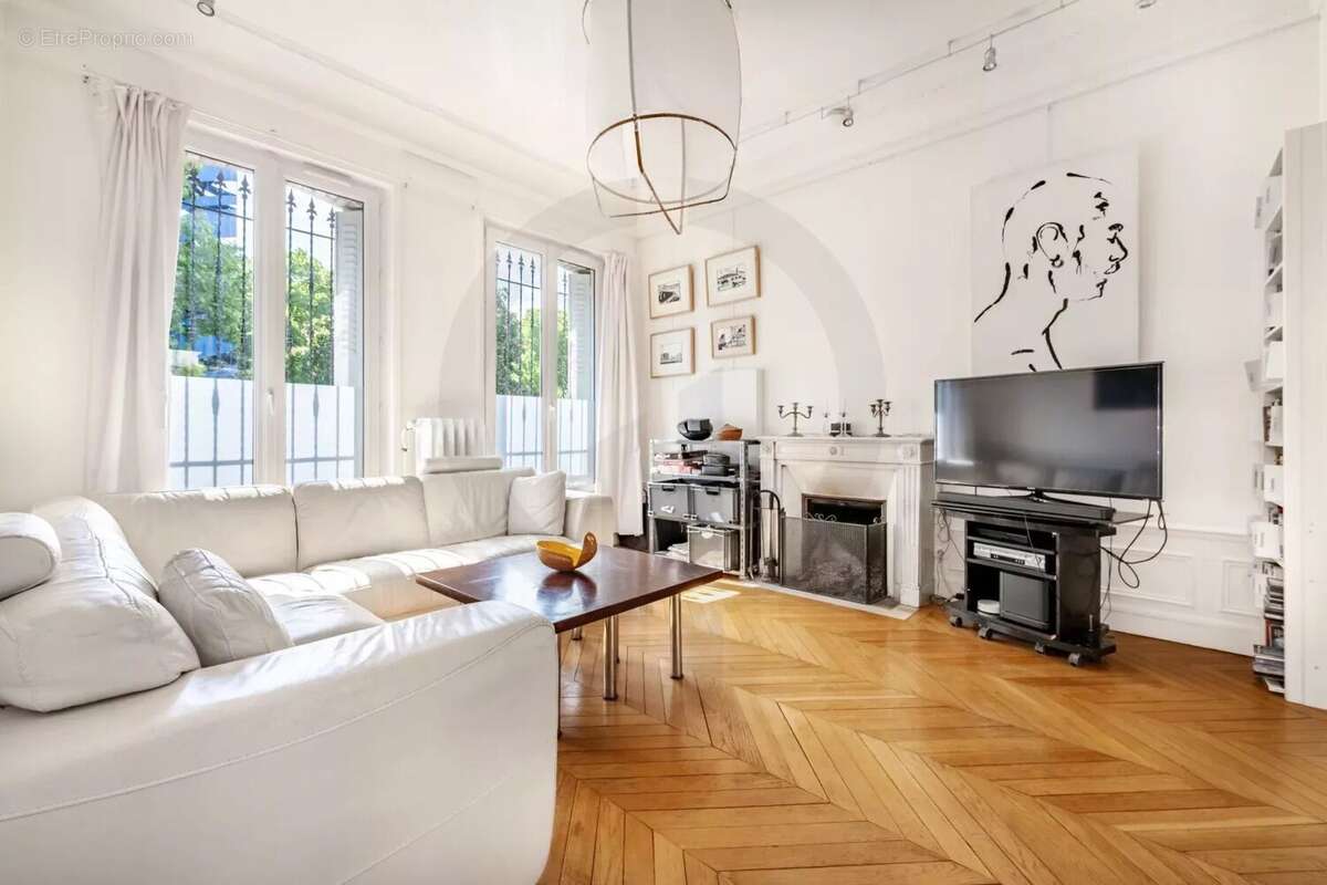 Maison à IVRY-SUR-SEINE