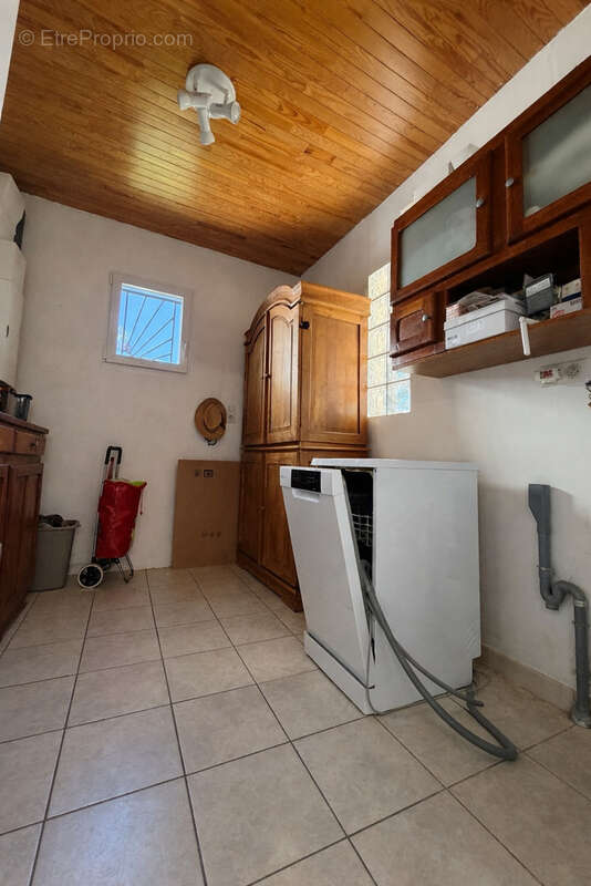 Maison à LA ROCHE-CHALAIS