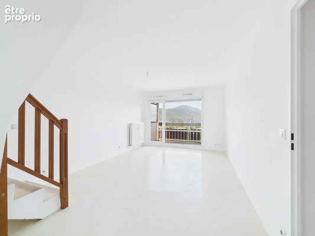 Appartement duplex de type 4 - vue dégagée - Bassens - 74 m2 - photo 7
