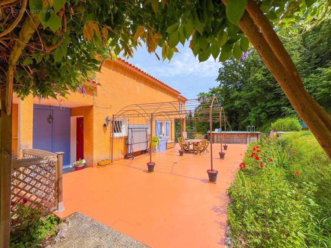 Maison à BENDEJUN