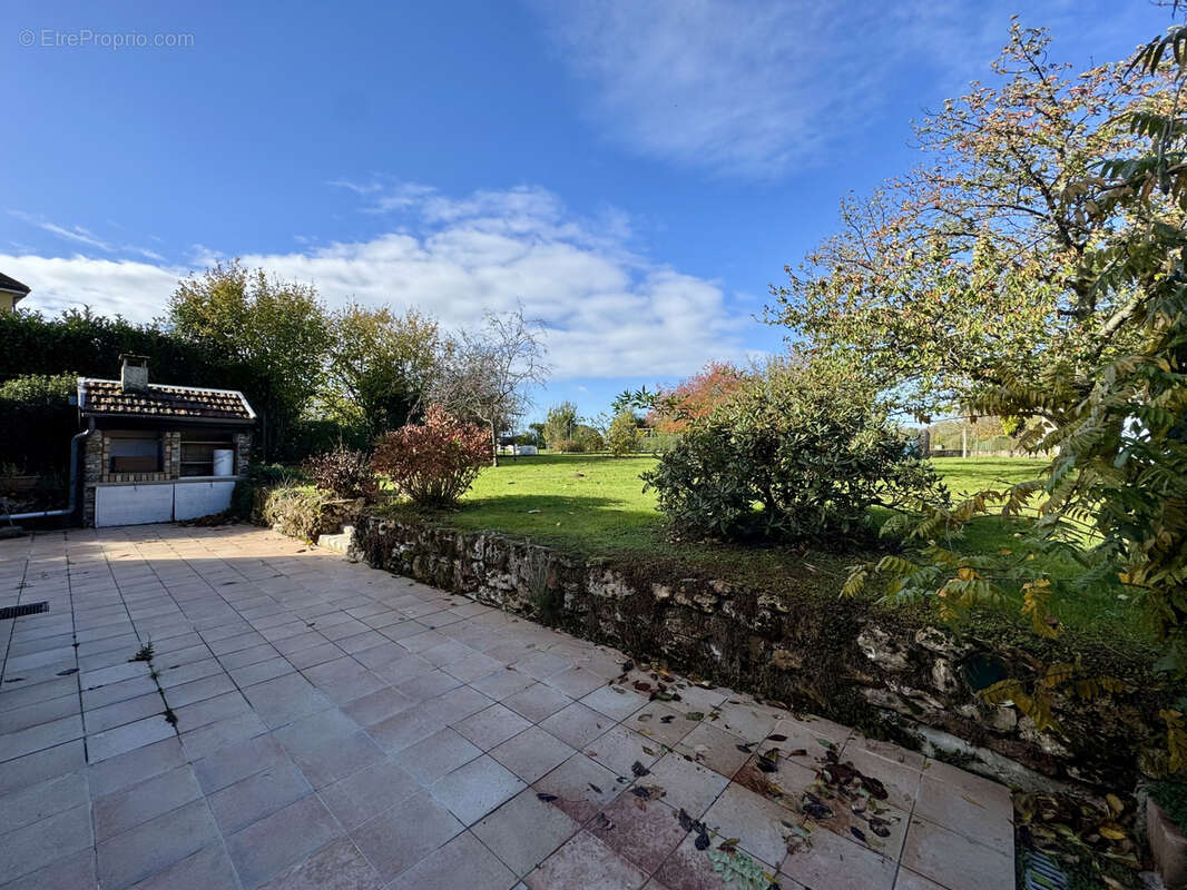 Maison à COULOMMIERS