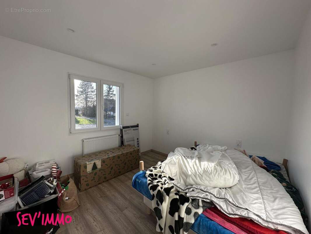 Maison à SAINT-GERMAIN-DES-FOSSES