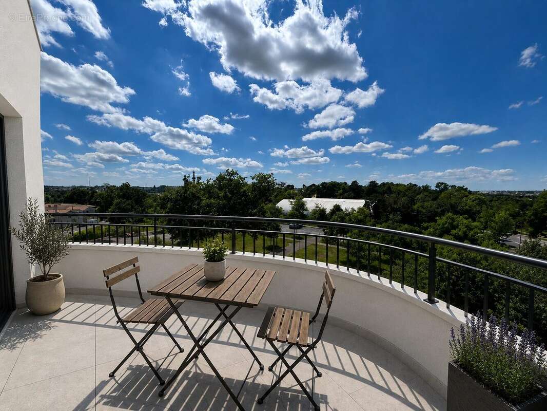 Appartement à ARTIGUES-PRES-BORDEAUX