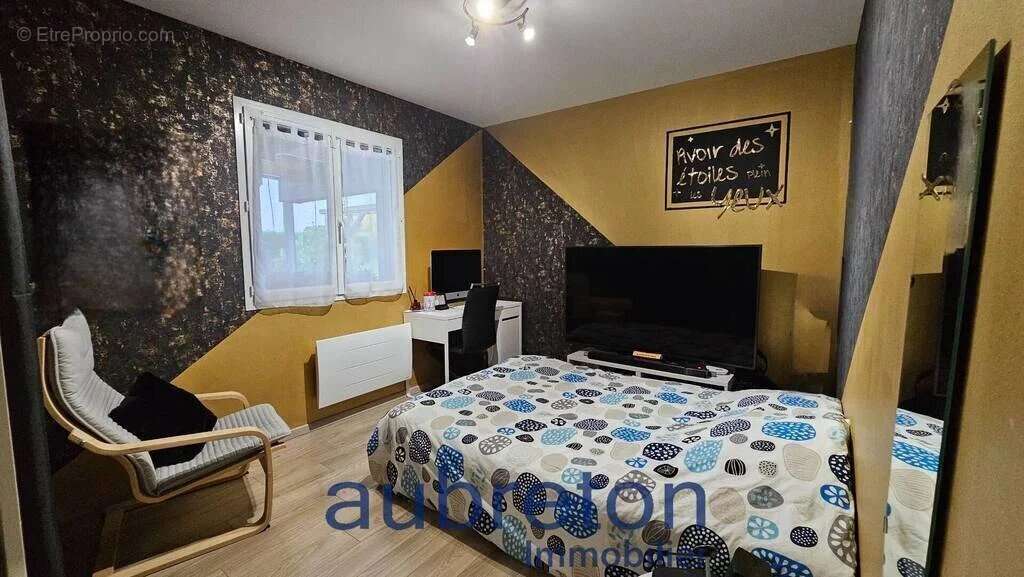 Maison à MARCILLOLES