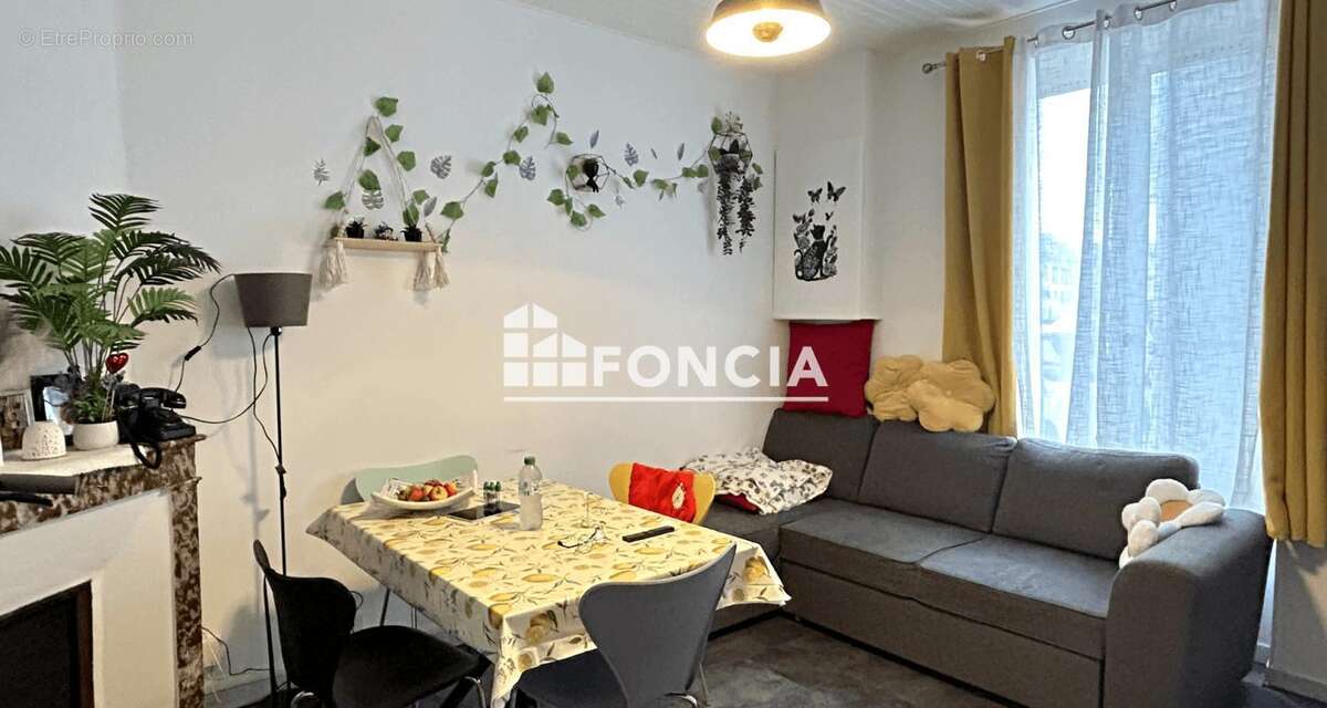 Appartement à FERRIERES-EN-BRIE